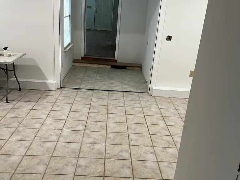 12848 Farm Pond Ln — Photo 9