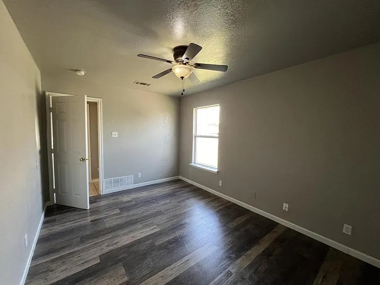 3607 Crescent Dr — Photo 22