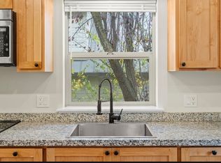 (Undisclosed Address), Ashland, OR 97520