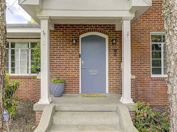 4th image of 3006 Short Cherry St