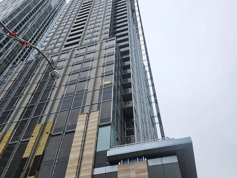 11 Yorkville Ave #3110 — Photo 2