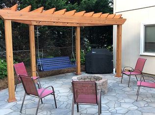 3019 E Brookhaven Cir, Dalton, GA 30720