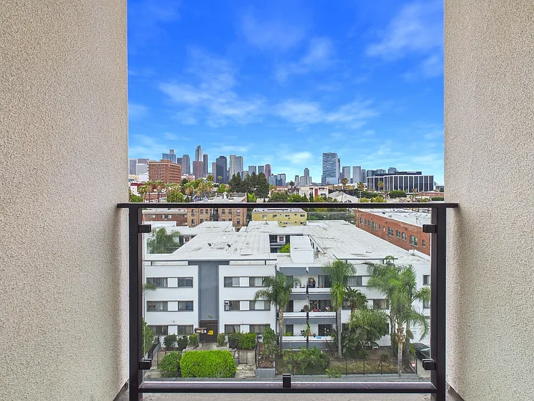 Diamante Apartment Homes — Photo 30