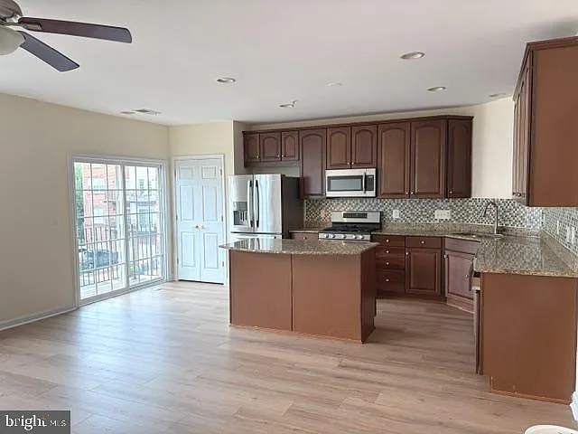 15127 Lilywood Ln — Photo 8