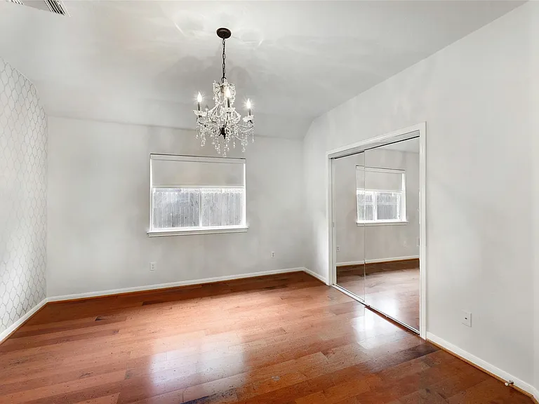 3806 Azur Ln — Photo 24