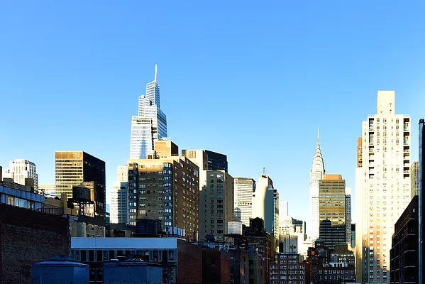Rented by Buchbinder & Warren | media 19