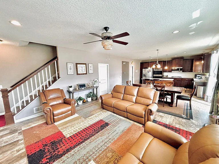 1533 Linwood Cir — Photo 10