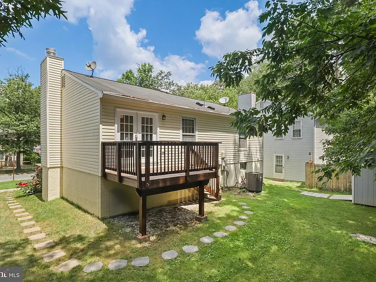 8583 Tyrolean Way — Photo 20