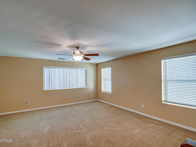 3114 E Franklin Ave — Photo 19