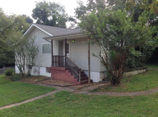 151 Kentucky Ave, Oak Ridge, TN 37830