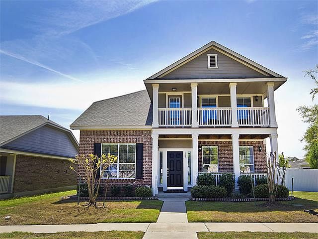 1st image of 602 Alamo Plaza Dr