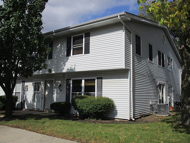 1st image of 20 Fernwood Dr #U