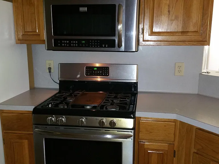 5818 Spring Sq — Photo 13