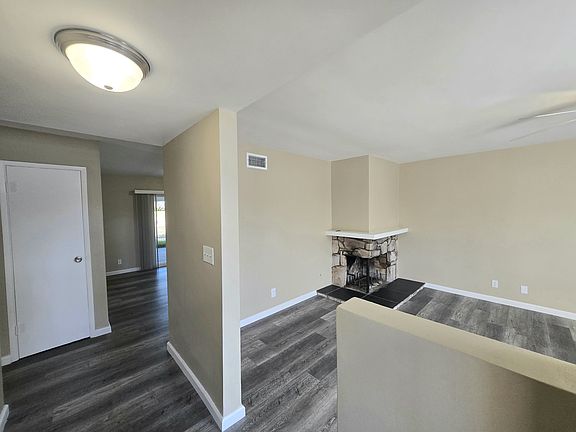 3rd image of 1534 N Shelley Ave