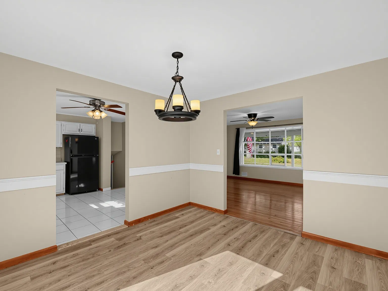 3 bed, 1.5 bath, 1523 sqft, $3,000 — Photo 4