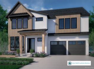 2234 Avon Ln, Birmingham, MI 48009