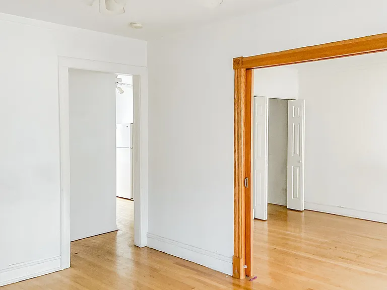 5012 N Wolcott Ave #2 — Photo 1