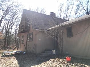 8702 Overland Ln, Fair Grove, MO 65648