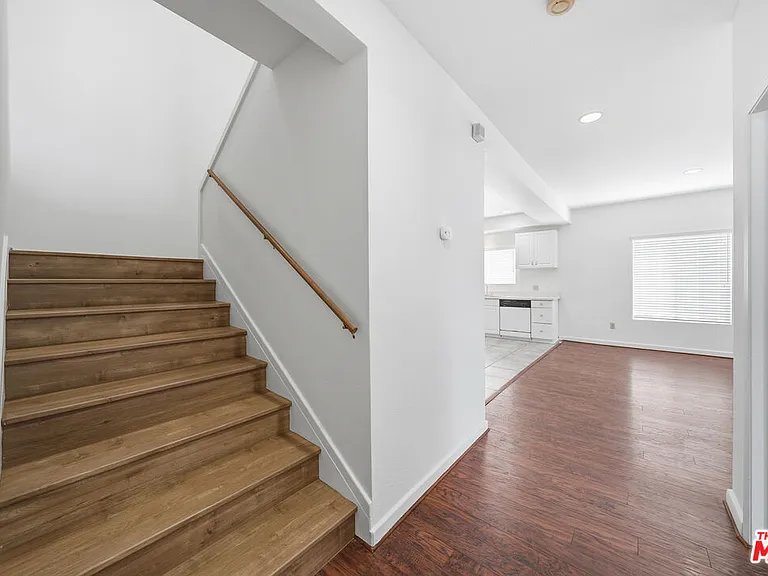 1224 Crenshaw Blvd — Photo 17