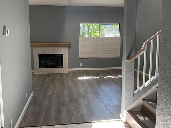4th image of 316 W Meadows Ln