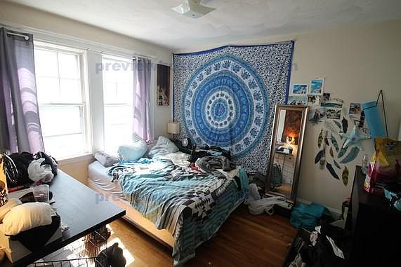 2nd image of 94 Beechcroft St #T2