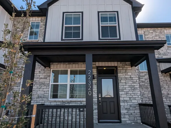 22320 E 8th Ave, Aurora, CO 80018