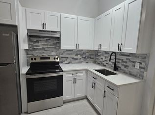 100 Scovill St #LL2, Waterbury, CT 06706