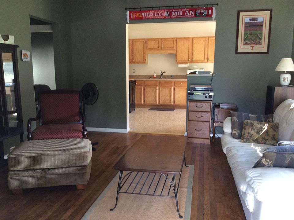 1st image of 1116 NE Colonial Ave