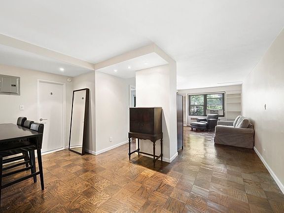 2nd image of 210 E Broadway APT H307