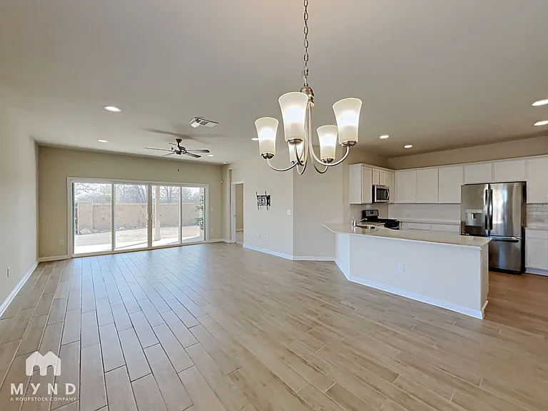2444 Lobo Landing Cv — Photo 2