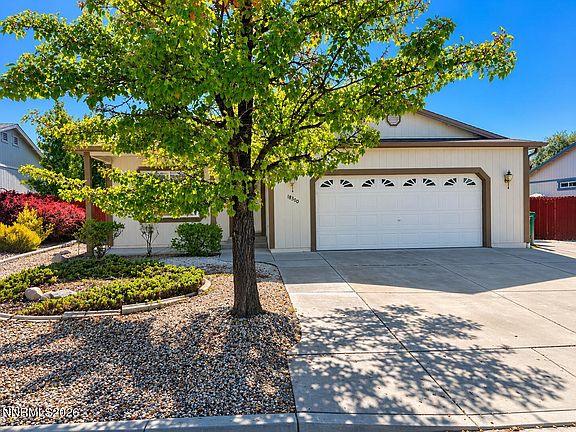 2nd image of 18300 Alderwood Ct