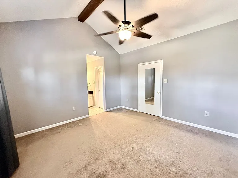 955 Ridgepoint Ct — Photo 12