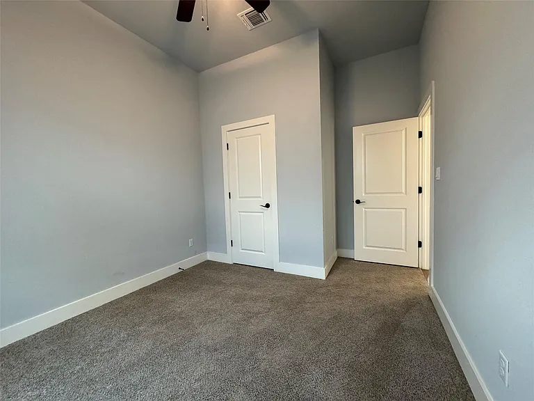 225 Western Ave — Photo 12