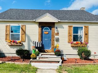 1033 Madison St, Little Chute, WI 54140