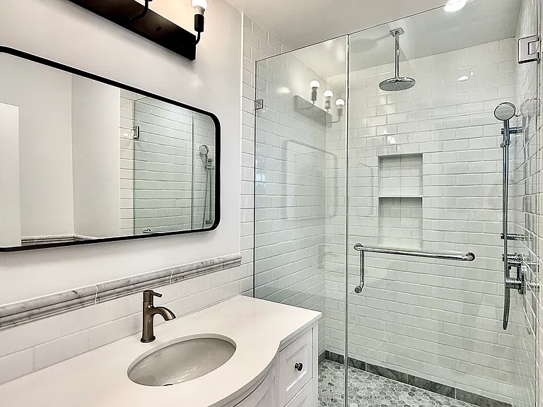 2360 Pacific Ave #302 — Photo 9