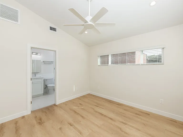1619 S Ditmar St #2 — Photo 21