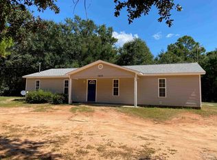 1820 Garcon Point Rd, Milton, FL 32583