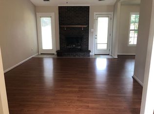 1018 Foscue Dr, Jacksonville, NC 28540