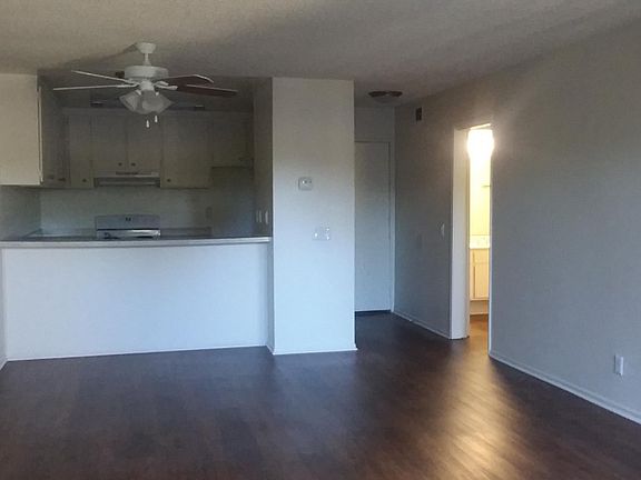 4th image of 4908 Coldwater Canyon Ave #101