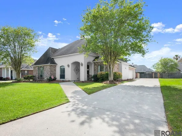 12389 Old Mill Dr, Geismar, LA 70734