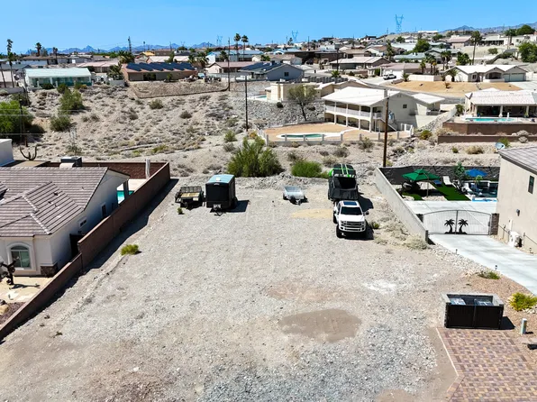 3135 Gatewood Dr, Lake Havasu City, AZ 86404