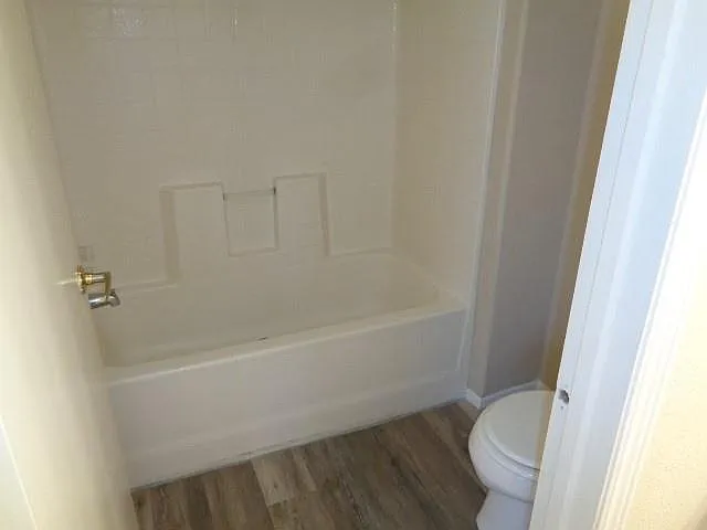 10015 Summerberry Ln — Photo 14