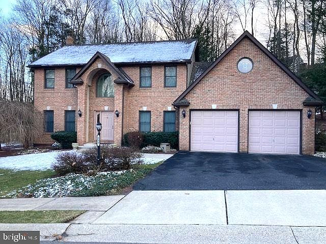 1st image of 213 Norwegian Woods Dr