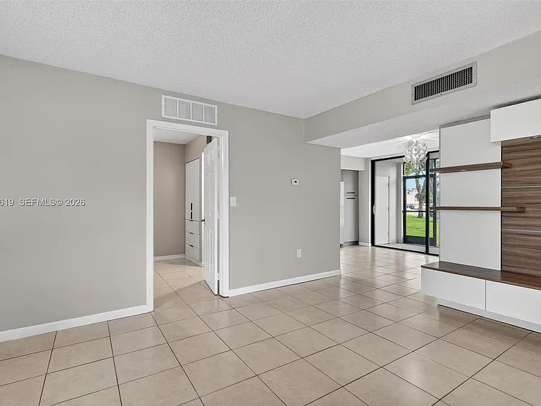 8065 SW 107th Ave #106 — Photo 12