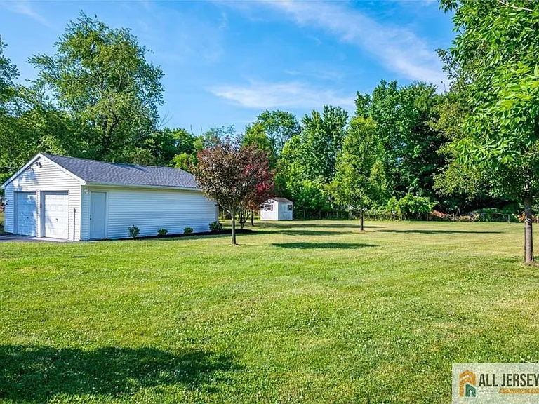39 Kendall Rd — Photo 35