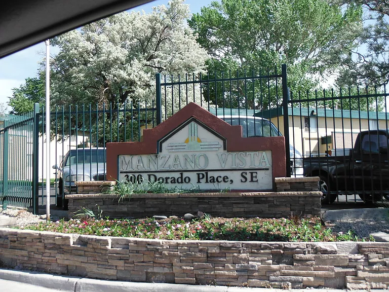 300 Dorado Pl SE — Photo 16