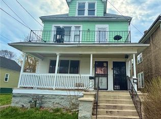 32 Lark St, Buffalo, NY 14211