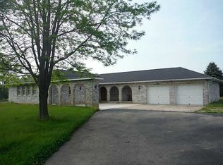 6985 Horseshoe Bend Rd, Ludlow Falls, OH 45339