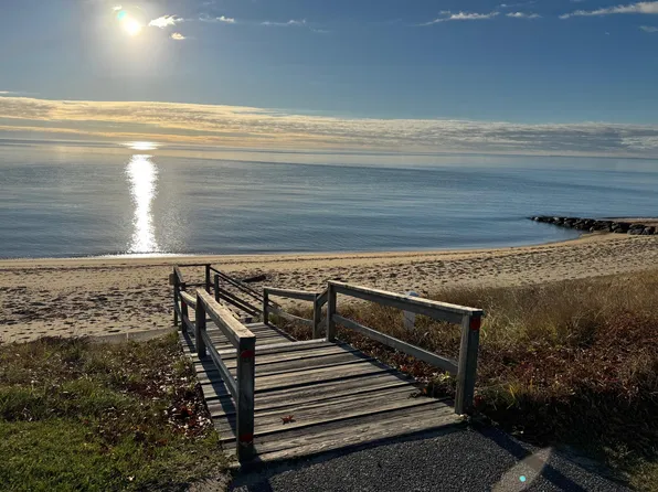 71 Shore Drive, Mashpee, MA 02649