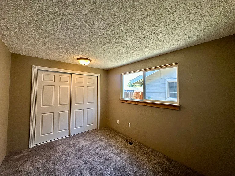 4738 Sturdivant Ave — Photo 31